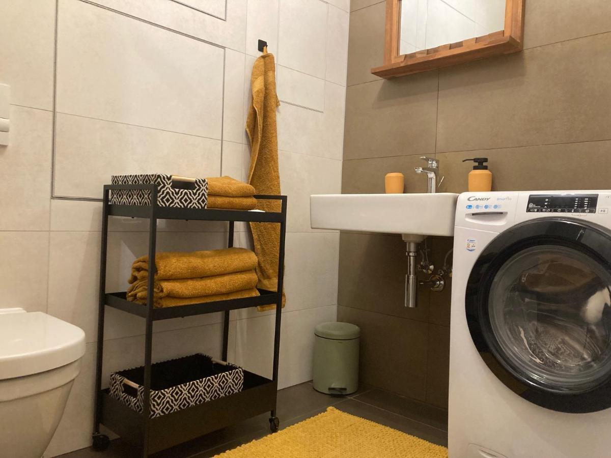 Stylovy Apartman A409 V Centre Nr, Parkovanie V Cene Нитра Екстериор снимка